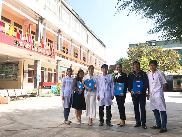 Đoàn chuyên gia Trung tâm Tâm lý trị liệu NHC Việt Nam và các Bác sĩ đang công tác tại Bệnh viện
