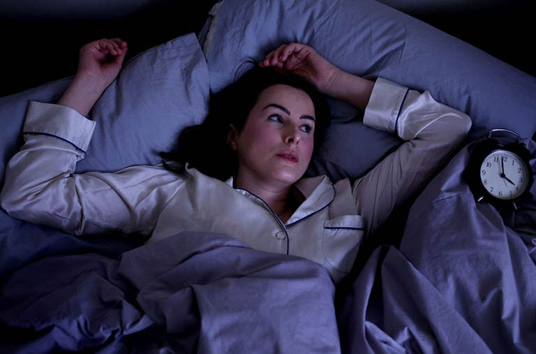 Bị mất ngủ lâu năm làm sao cải thiện?