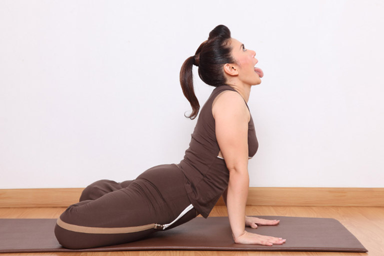 yoga giúp cải thiện chứng suy nhược thần kinh