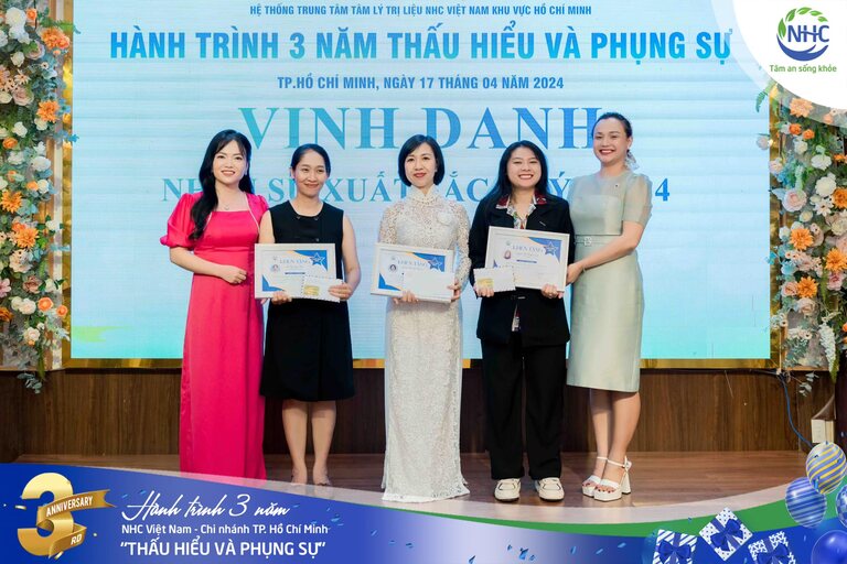 Vinh danh nhân sự xuất sắc khu vực Hồ Chí Minh Quý I/ 2024
